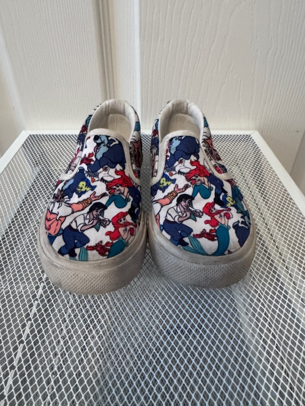 Kids Slip-On Sneakers The Little Mermaid Size 9